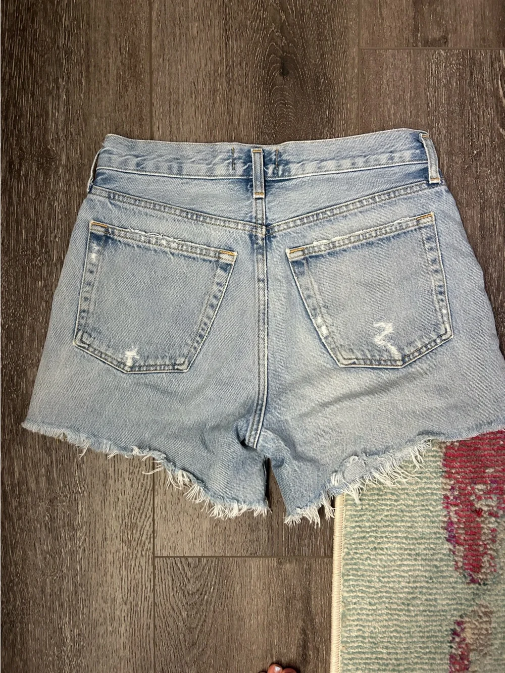 Agolde Parker Long Distressed Denim Shorts in Swapmeet - Picture 3 of 5